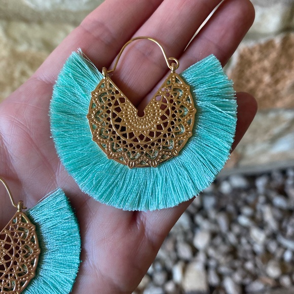 Anthro Amelia Mint Filigree Earrings - Picture 4 of 4